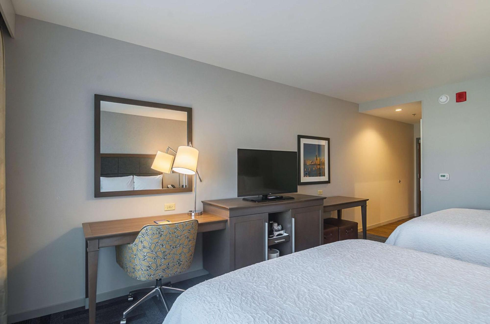Hampton Inn Chicago North-Loyola Station, Il Eksteriør bilde